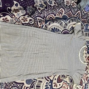 Cute small striped dress for home or to even go out !